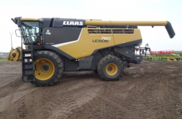 2019 CLAAS Combine 760