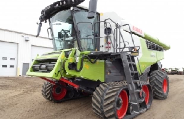 2024 CLAAS Combine 8800TT