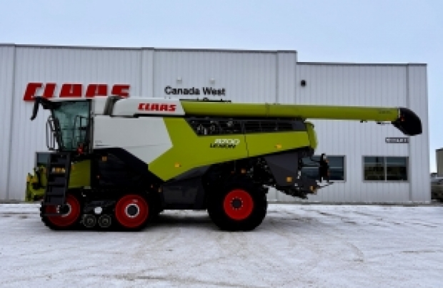 2024 CLAAS Combine 8700TT