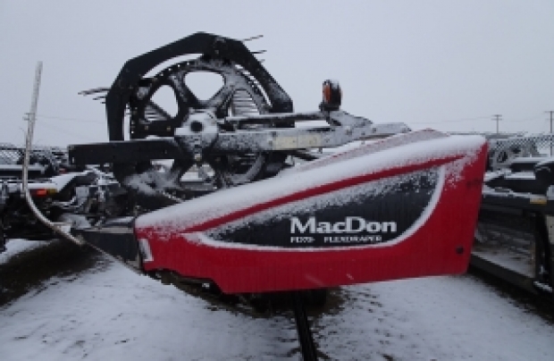 2016 MacDon Header Combine FD75-40