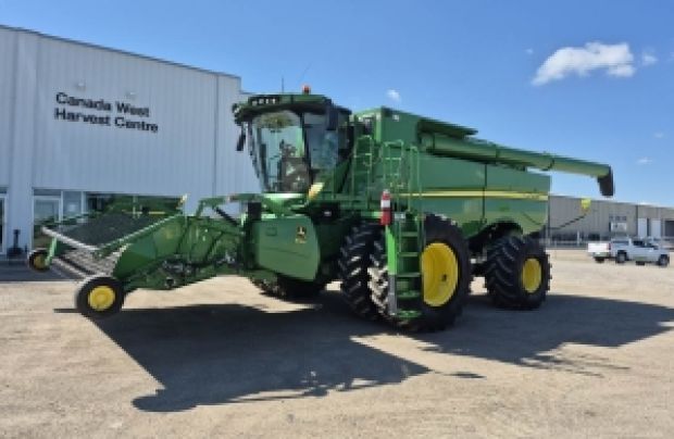 2018 John Deere Combine S790