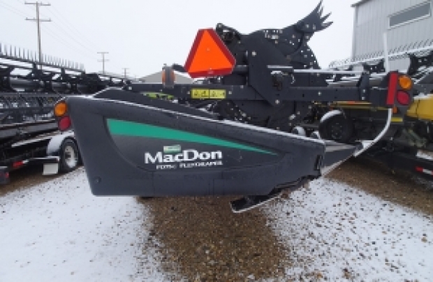 2013 MacDon Header Combine FD75-45