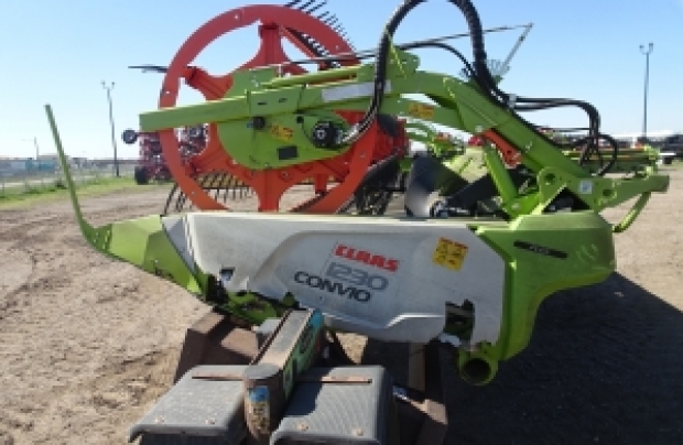 2022 CLAAS Header Combine Convio Flex 1230